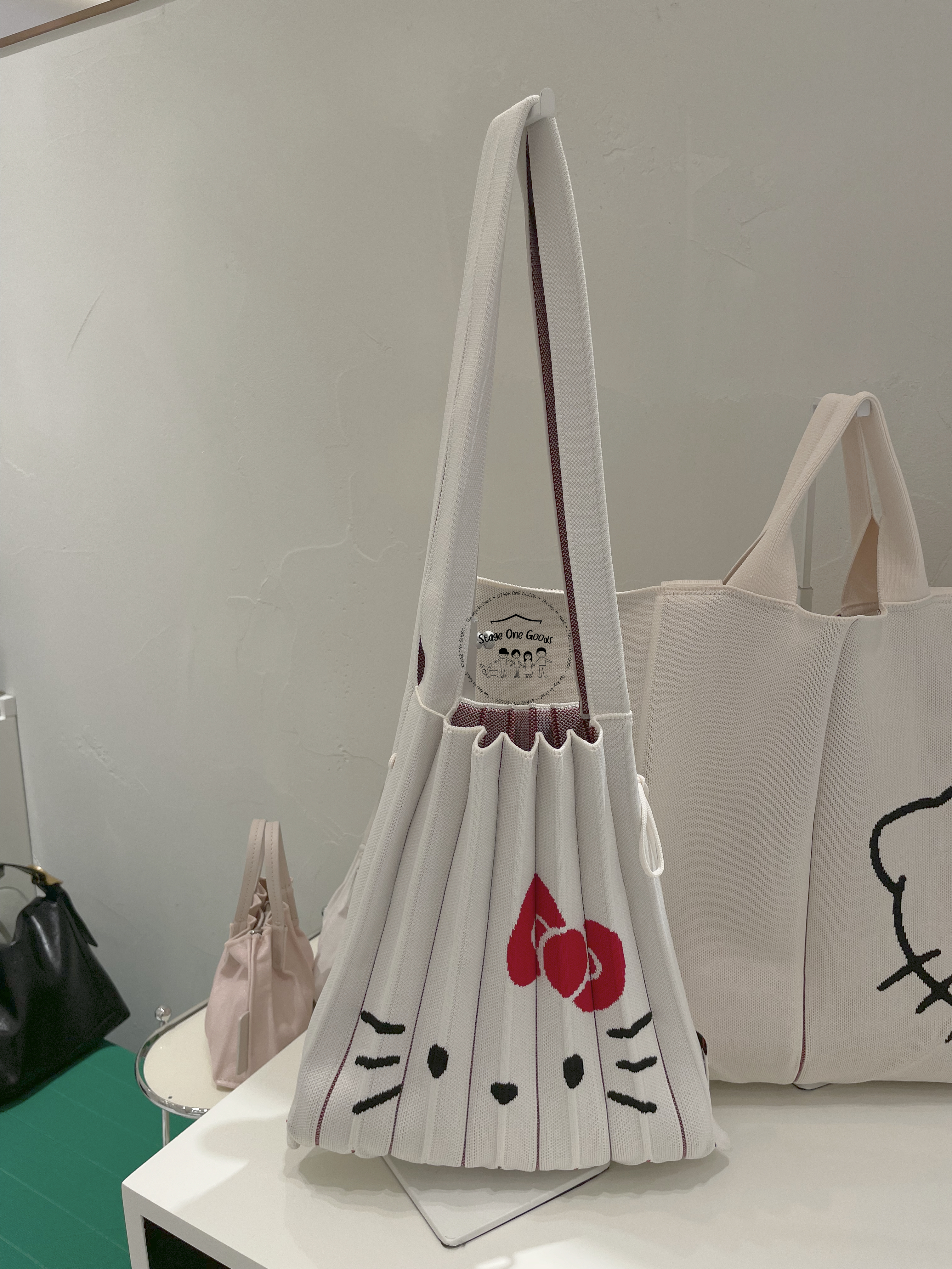 エコバッグ JOSEPH&STACEY SET Lucky Pleats Knit Hello Kitty エコバッグ JOSEPH&STACEY SET Lucky Pleats Knit Hello Kitty