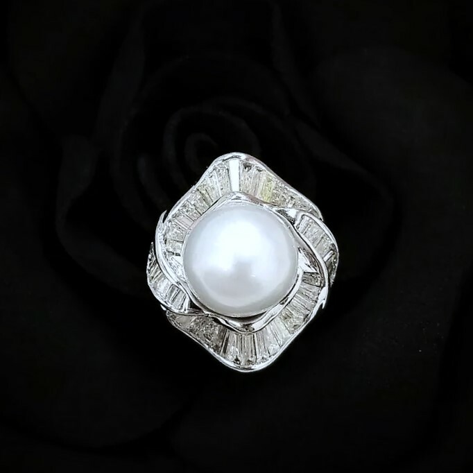 18K White Gold 1.70ct Diamond Ring