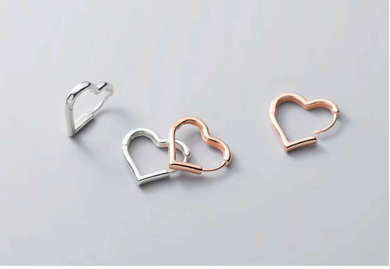 Z05素面厚版愛心純銀易扣