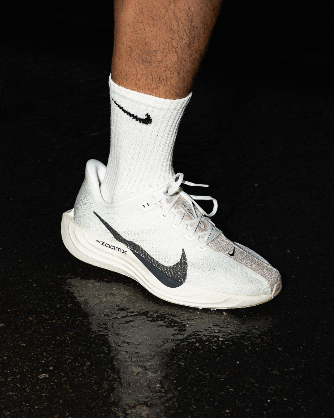 Nike Pegasus Plus慢跑鞋