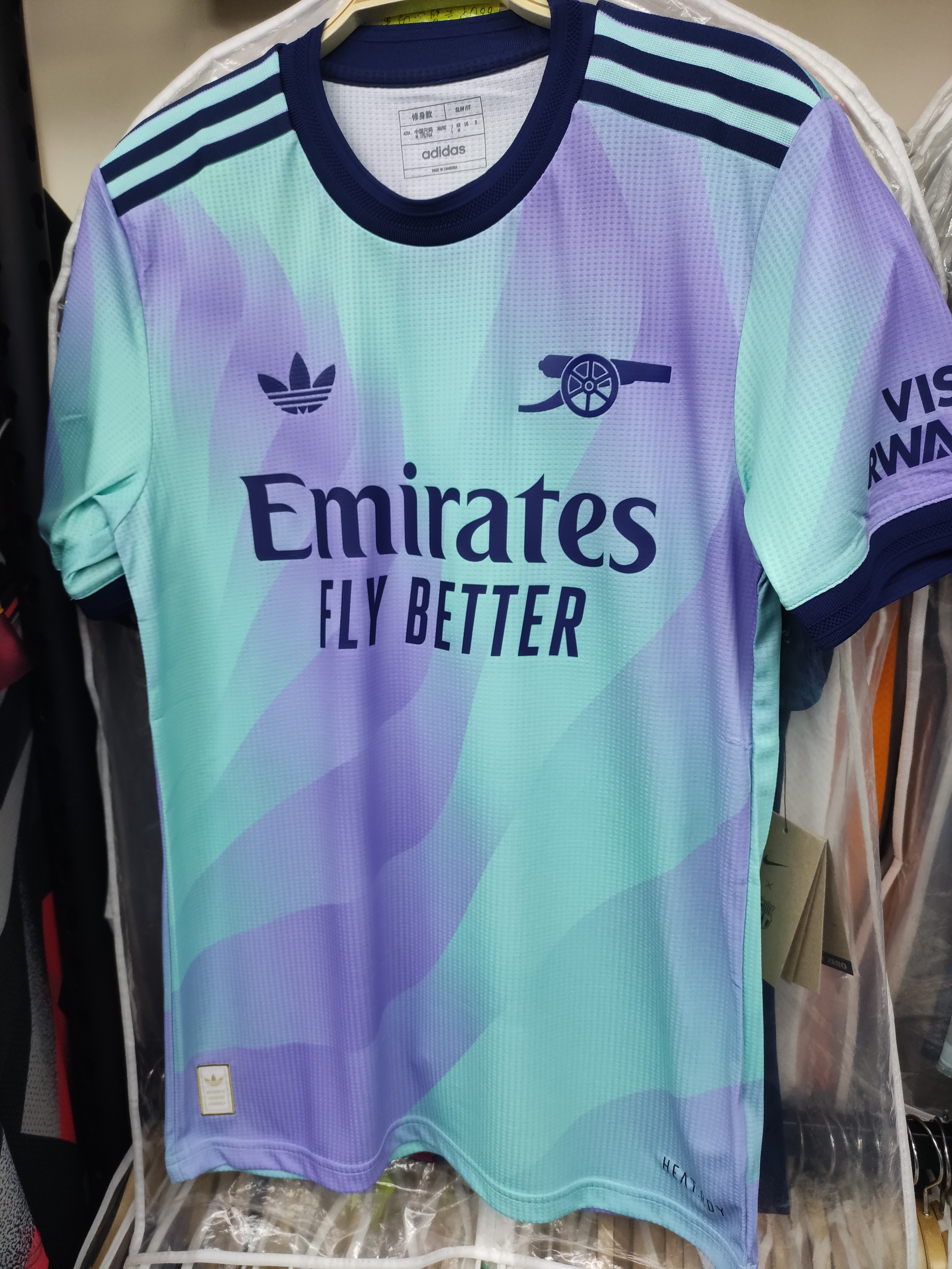 24-25阿仙奴二客球員版球衣