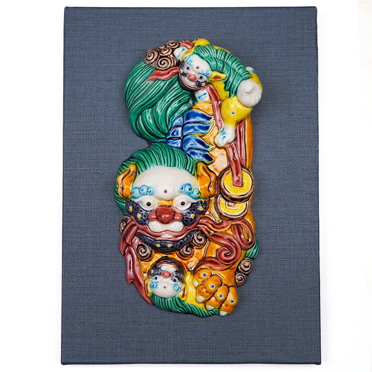 鹿港窯禮品館 富貴母子戲獅：無邊際框交趾陶桌上擺飾的魅力