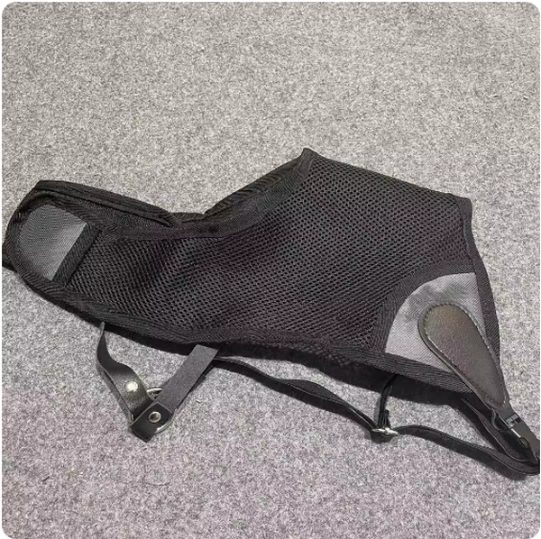 New bow and arrow chest protector accessories (black)