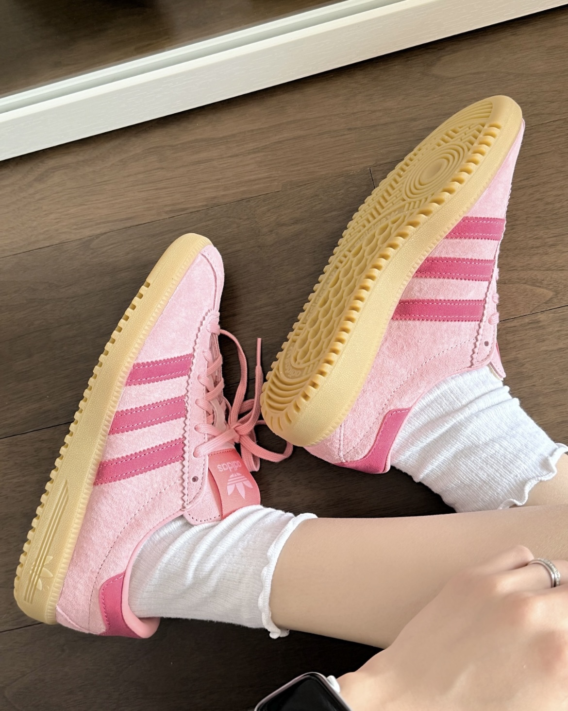 【現貨】Adidas Bermuda Semi Pink Spark 焦糖底 麂皮 草莓牛奶