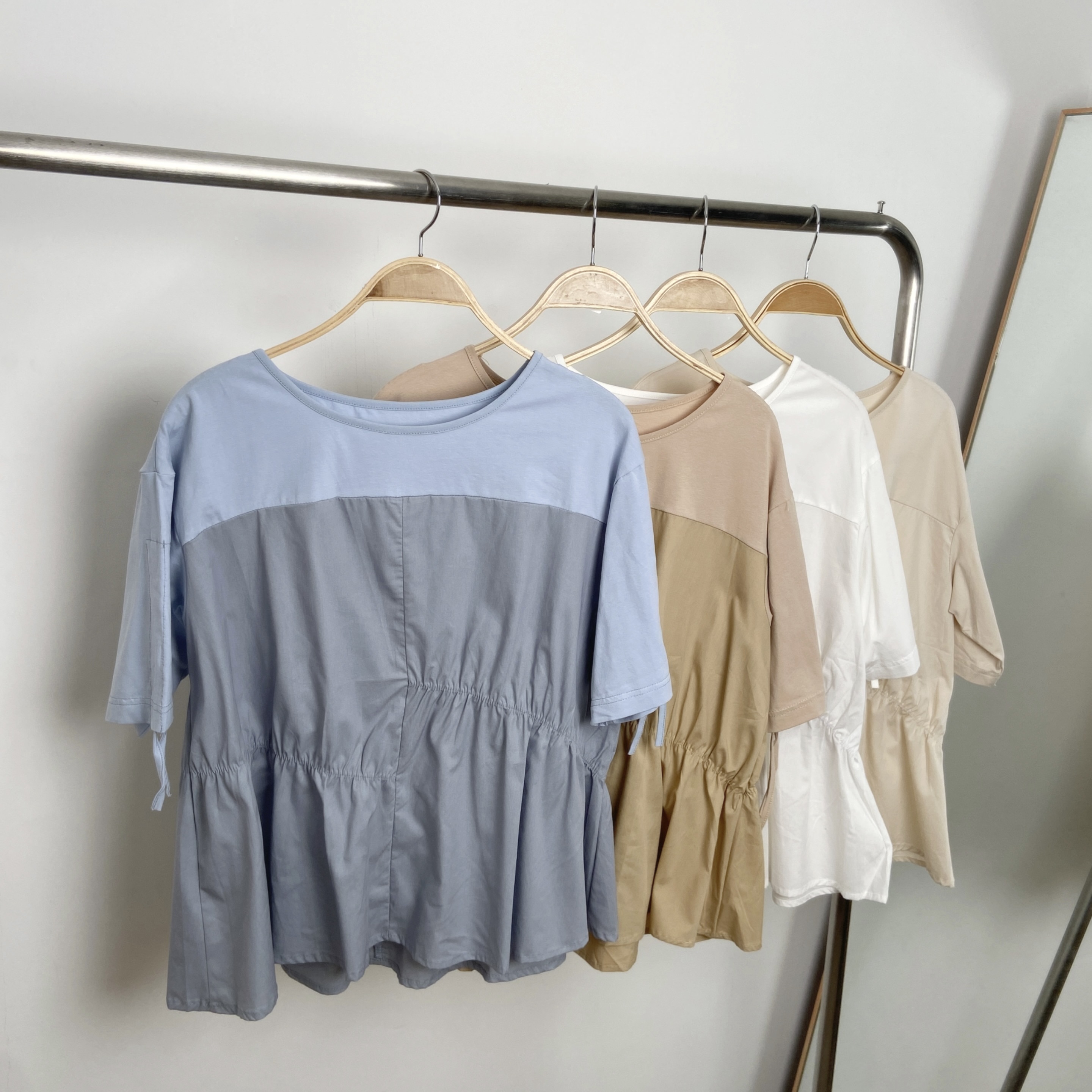 不規則橡筋束繩袖拼布TOP (P67-P70)