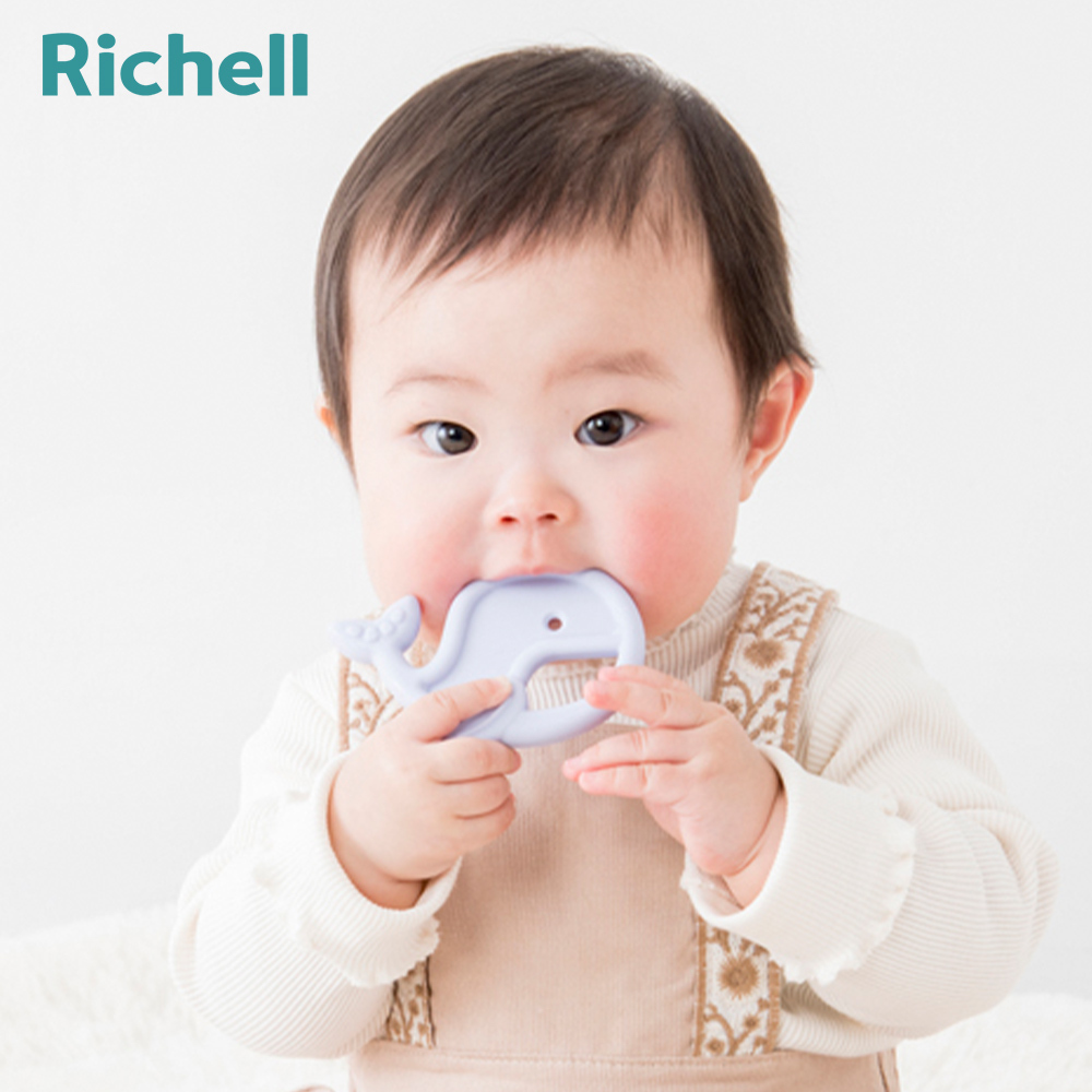 【Richell 利其爾】 全矽膠 寶寶固齒器 鯨魚寶寶  (3 個月以上適用)  安撫玩具