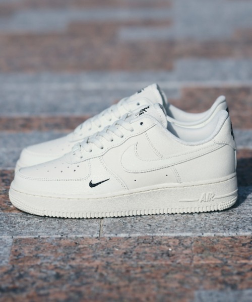 white air force 1 sneakers