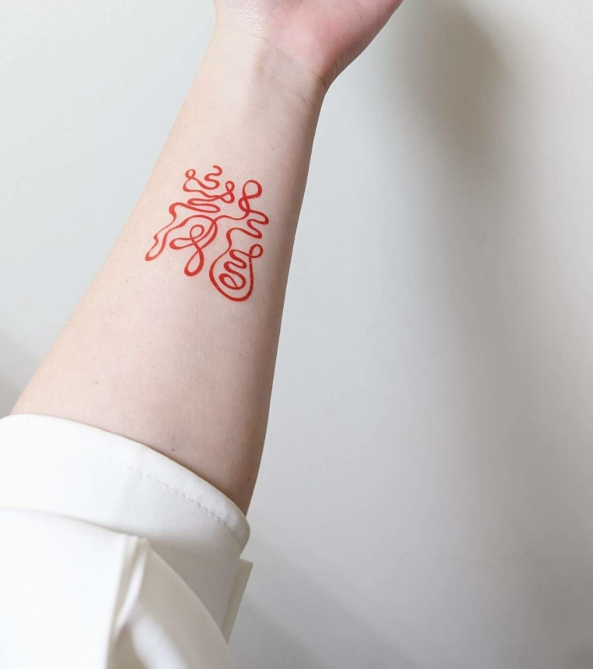獨家設計 - 一筆畫“龍”紋身貼紙🐉