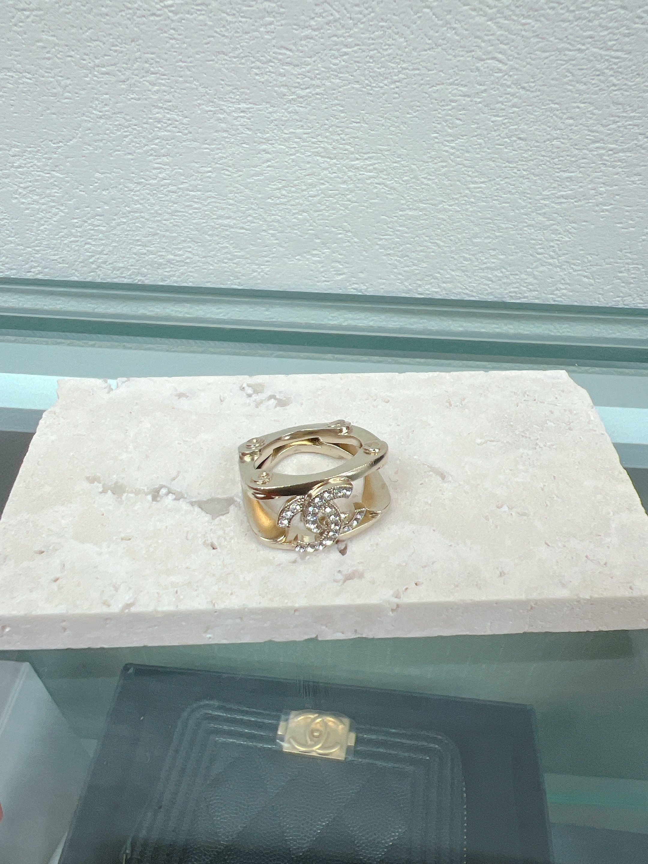 Chanel 16s ring size 50