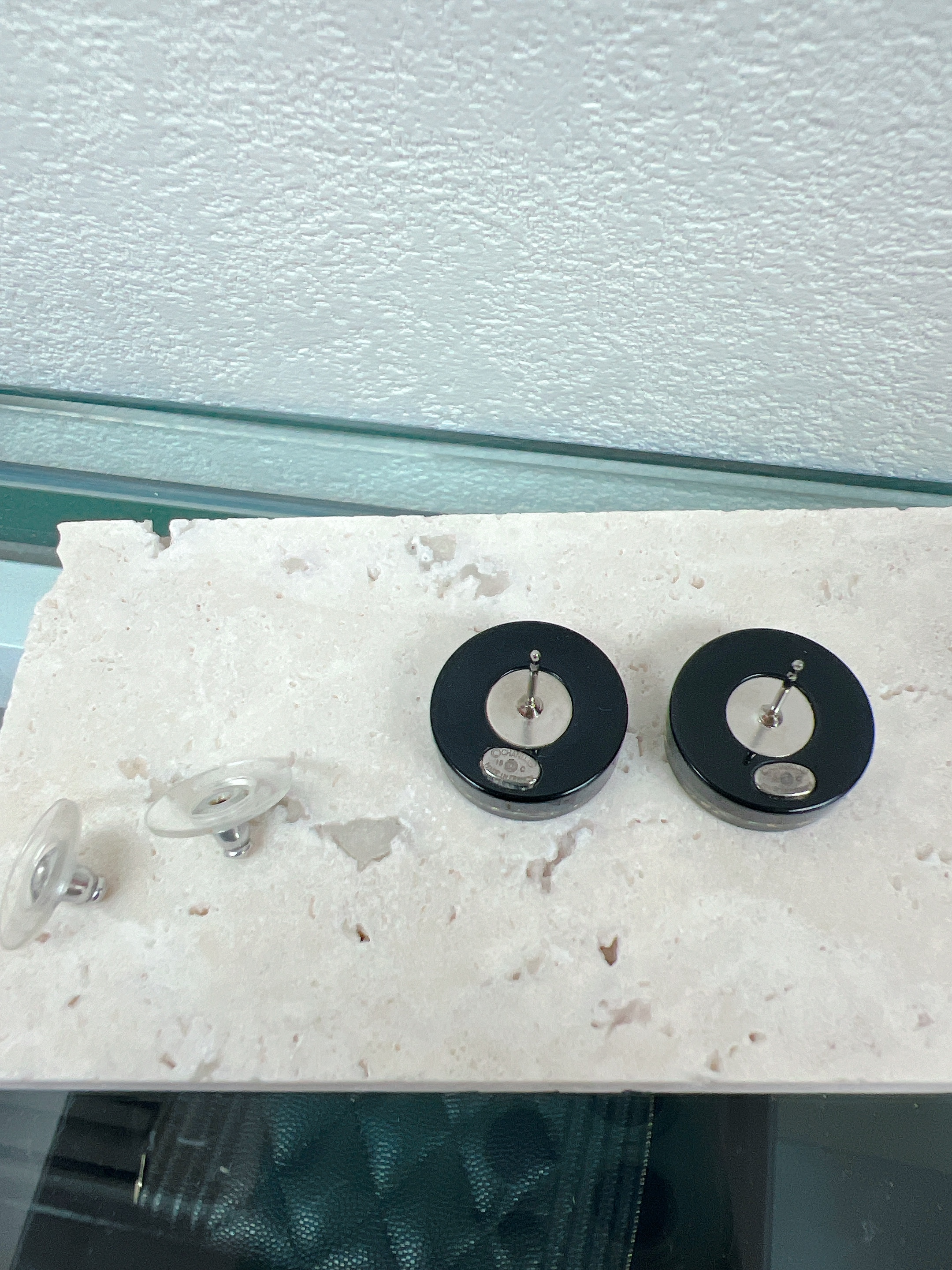 Chanel earrings black circle 15c