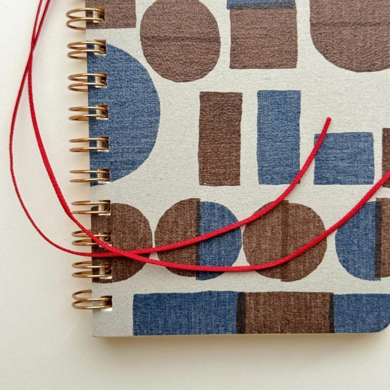 綁線環裝筆記本 棕色藍色的圓形方形 / 水縞 / 日本
