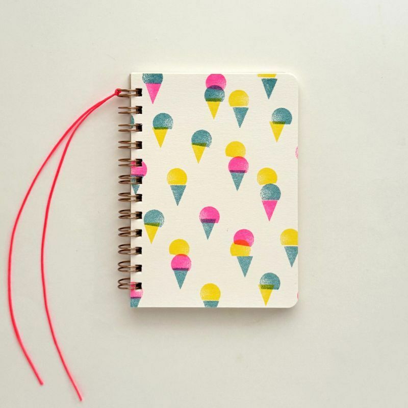 綁線環裝筆記本 冰淇淋 / 水縞 / 日本