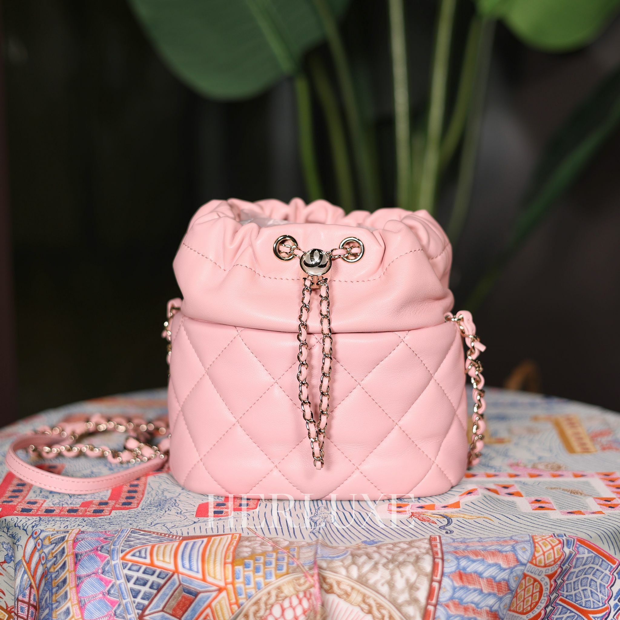 Chanel水桶袋粉色