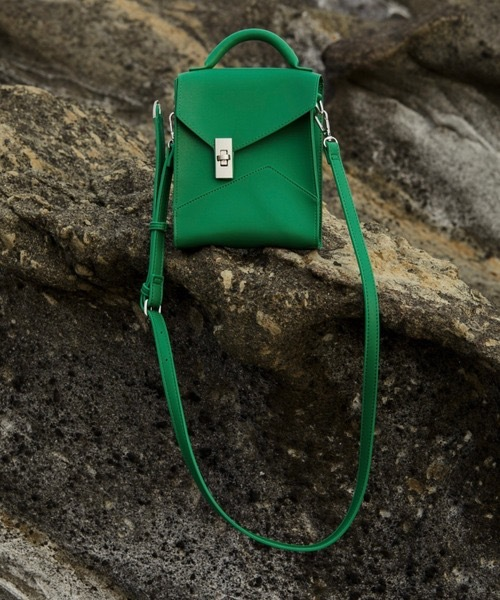 Piccoloo│幾何皮革小包