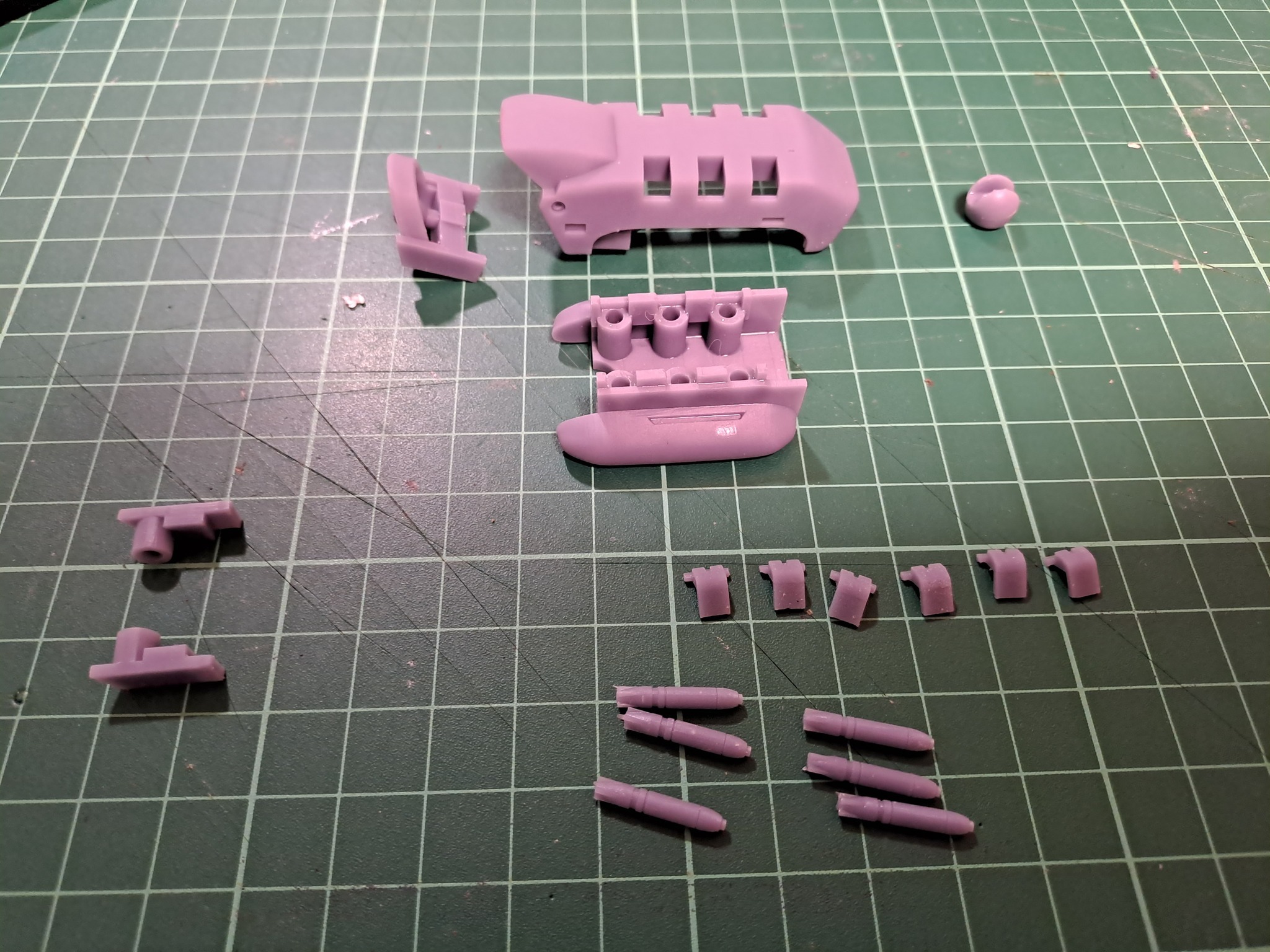 HGUC 1/144 索哥古專用-麥斯米蘭上尉專用機改裝套件+自護水陸型MS泛用-六連裝飛彈發射腕