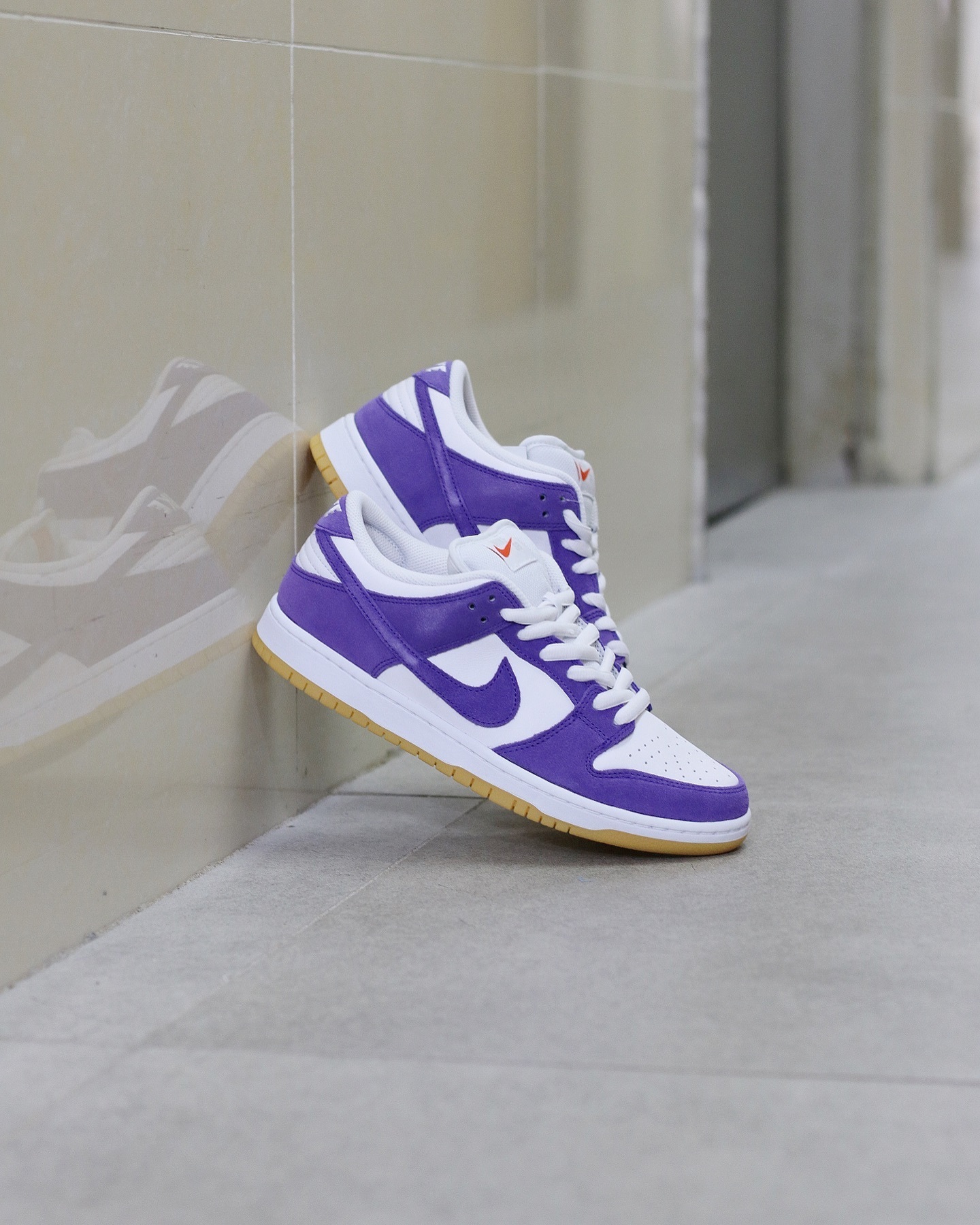 Nike SB Dunk Low Pro ISO Orange Label Court Purple   DV5464-500
