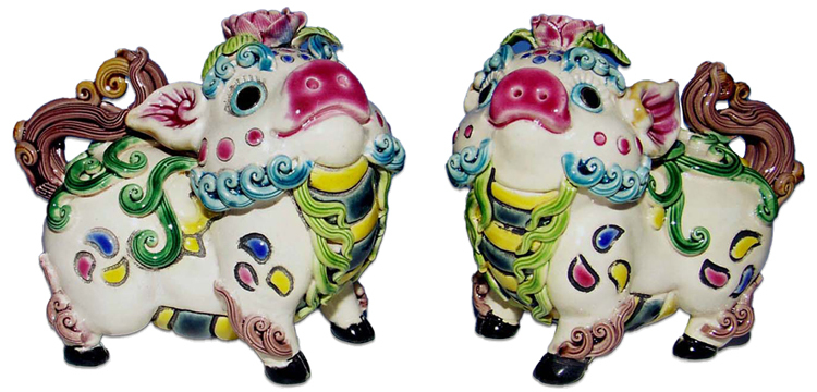 鹿港窯禮品館│順利如意 鹿港窯十二生肖豬的祝福