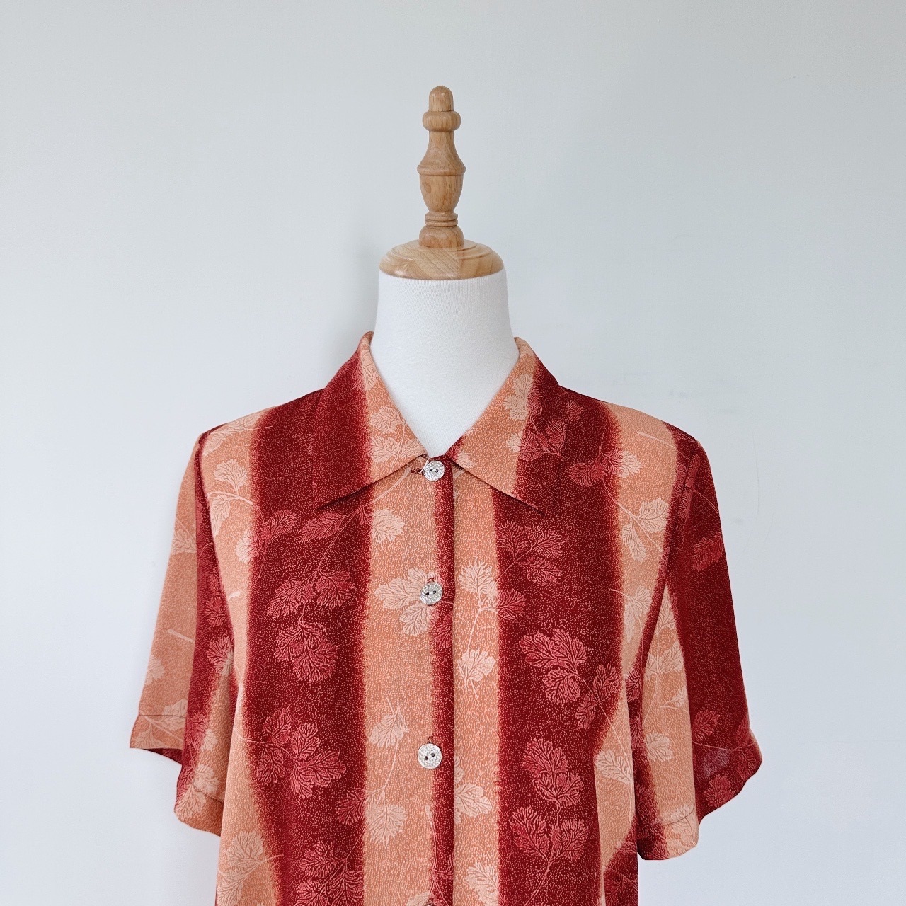 紅色間紋草本印花古着上衣