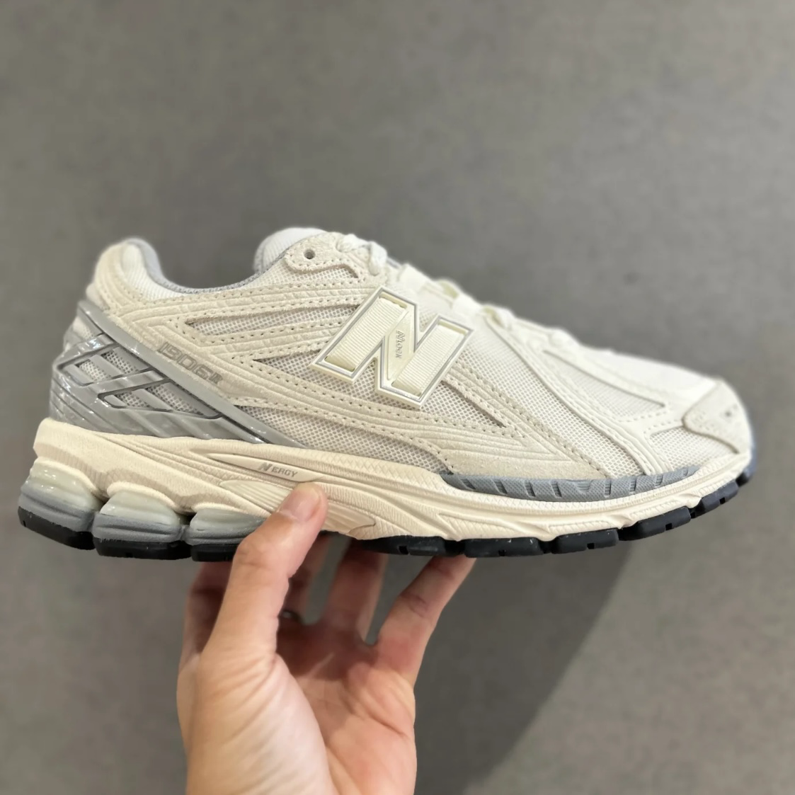 New Balance 1906R Sea Salt Grey 米灰 米白 奶油底 復古運動鞋 男女同款