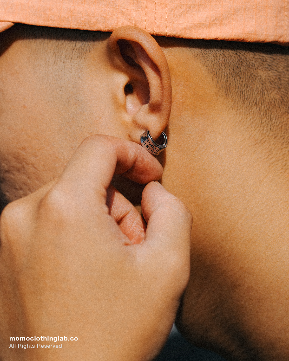 #現貨 (ACCE527) 鋼耳環 做舊刻字耳環