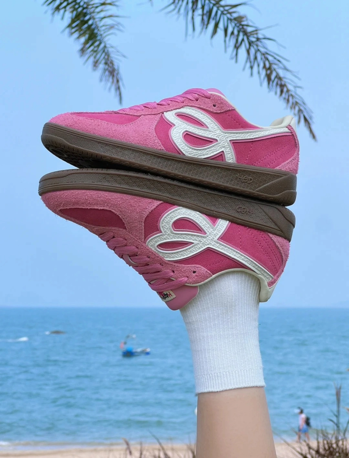 HBD x We Flower 叛逆粉 桃粉色 麂皮 復古 德訓鞋 小花鞋/預購