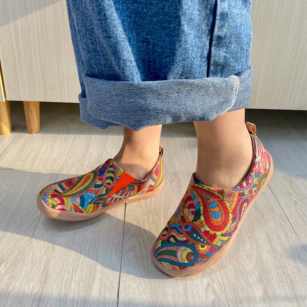 【 Uin 】西班牙原創設計 | 迷幻花 彩繪鞋 休閒鞋 女鞋 懶人鞋