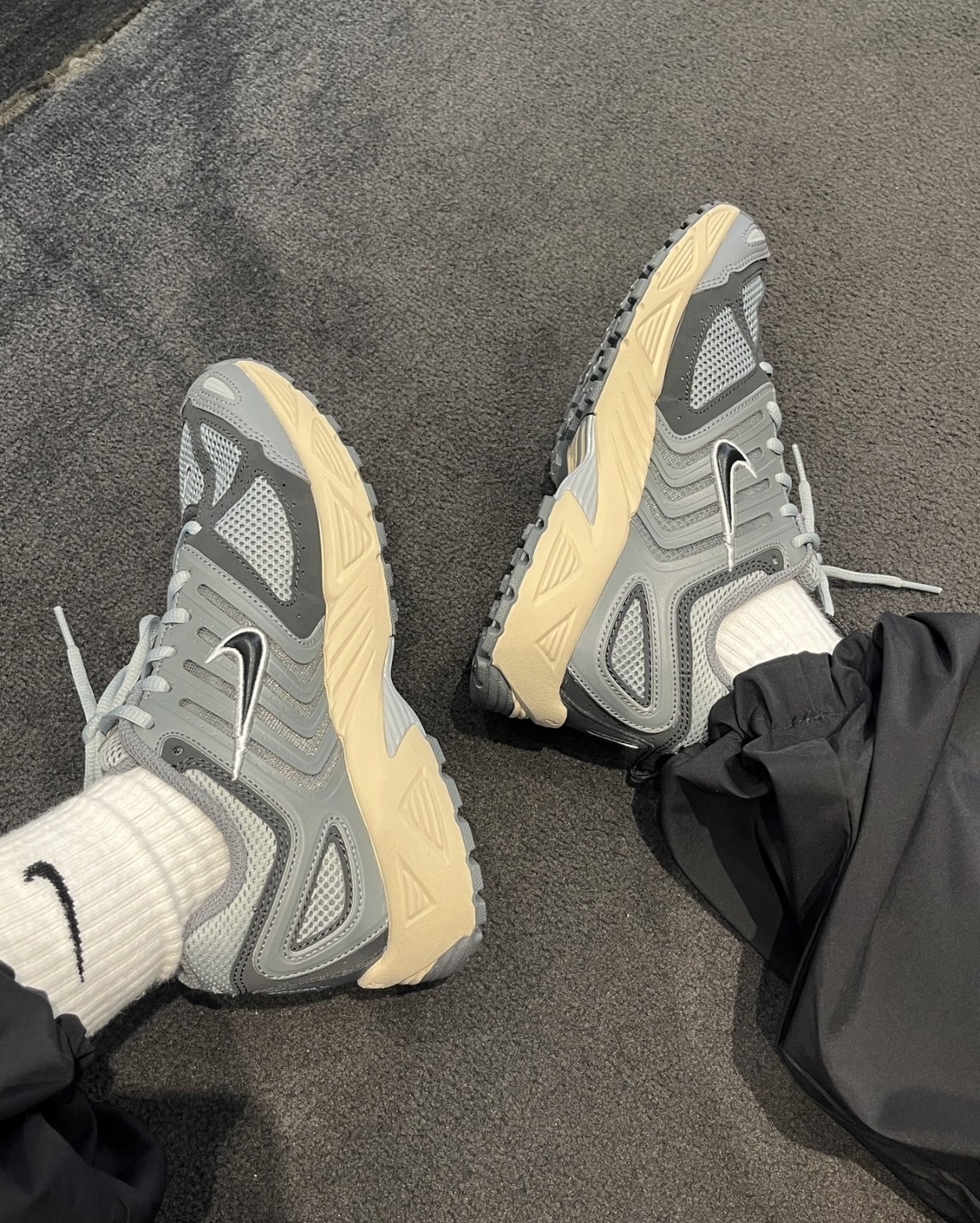 預購 NIKE AIR PEGASUS 2K5 黑岩灰 復古 老爹鞋 Y2K 休閒