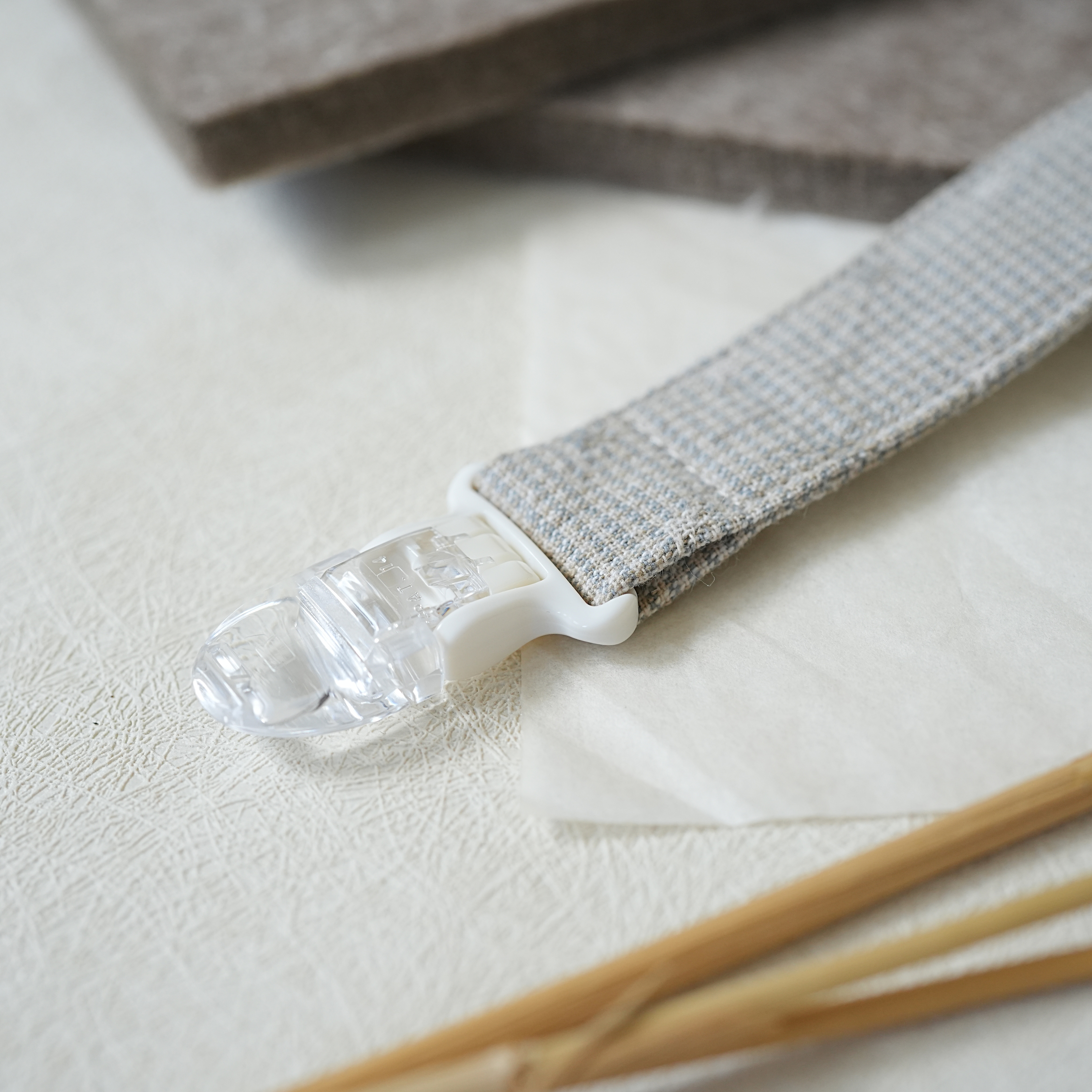 Hi Y.P store-鱷魚夾-紳士蘇格蘭格紋