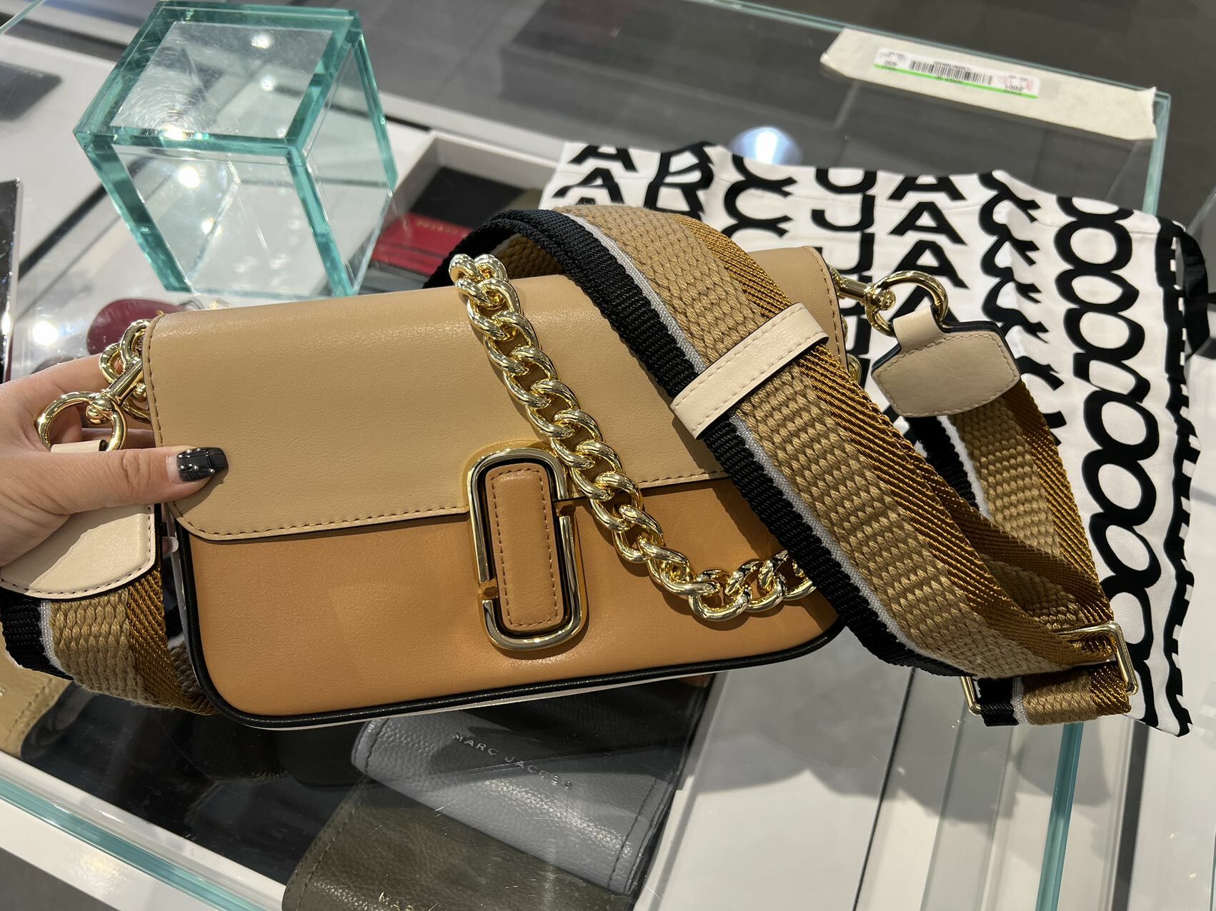 【預購】Marc Jacobs F091015 兩用包 (啡色)