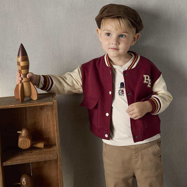 PIPPY 休閒棉質撞色拼接棒球外套(中性款)  紅