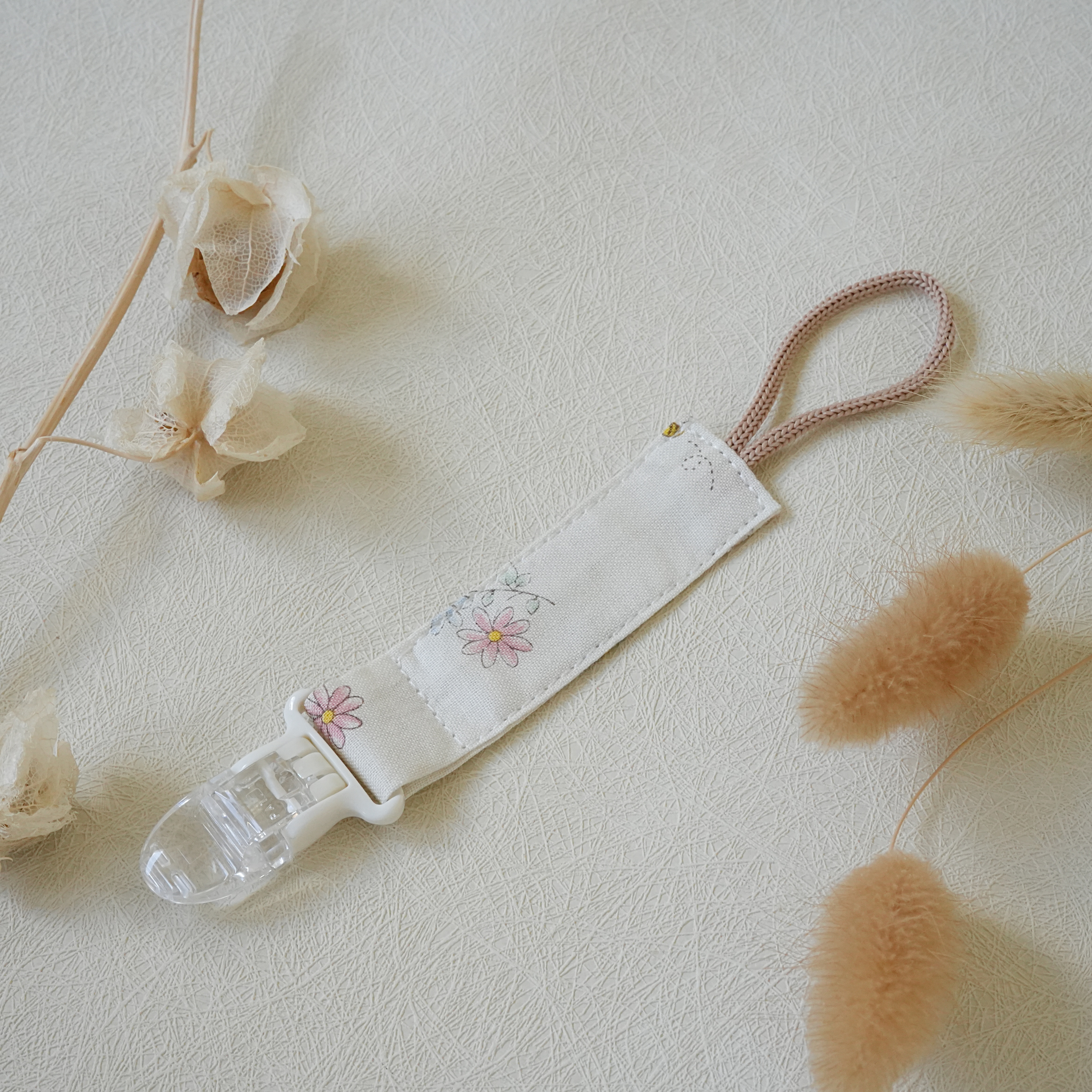 Hi Y.P store-短版鱷魚夾-清新蕾絲花卉