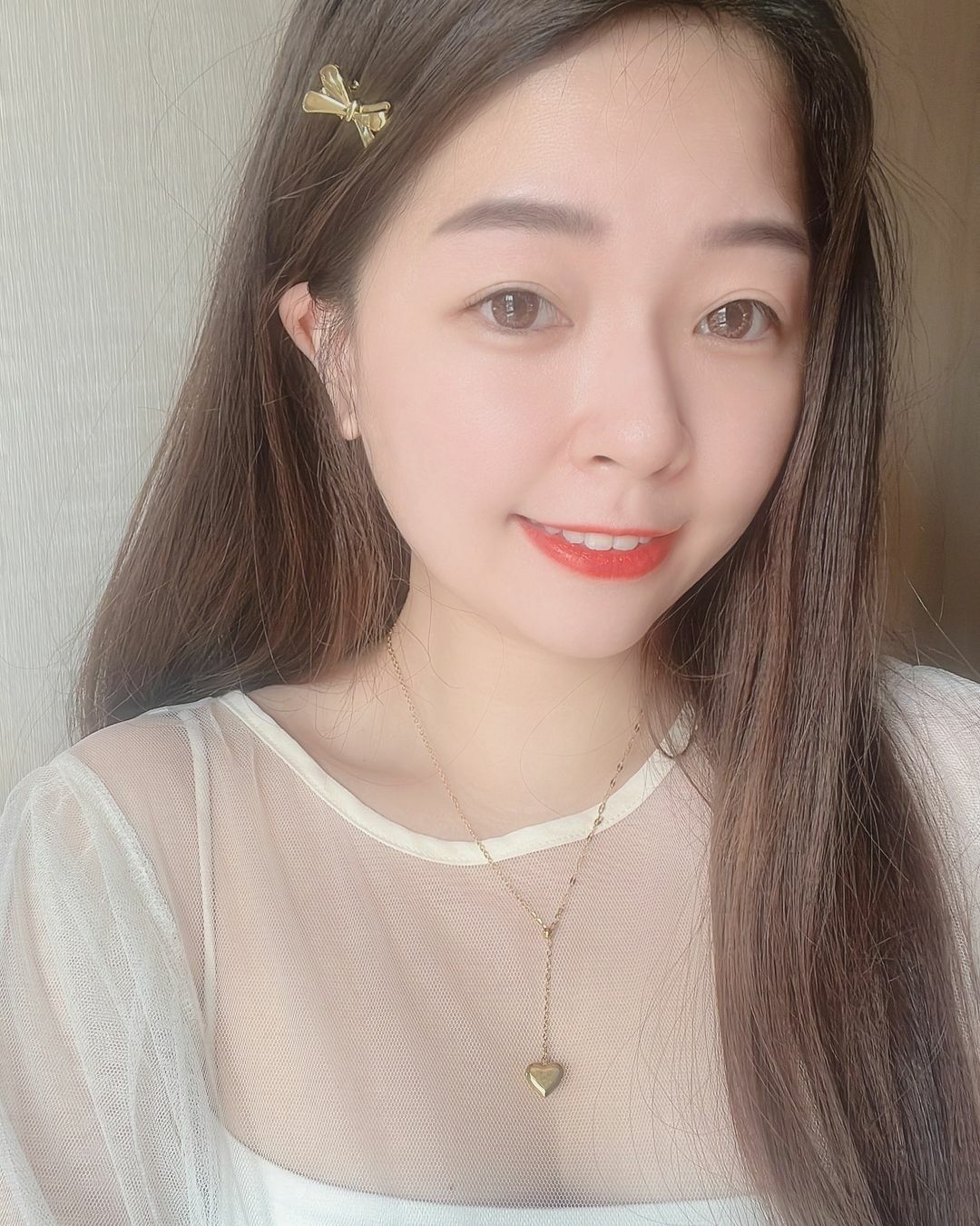 水波鍊跟o字鍊的異形狀結合 浪漫的愛心 延長伸出 〰︎︎♡ 當遇見跟我如此不同的你 依舊愛你永無止境 My endless love❤️  ✿ 愛心吊墜的長度可自行調整 不挑服飾 都可以完美加分💖