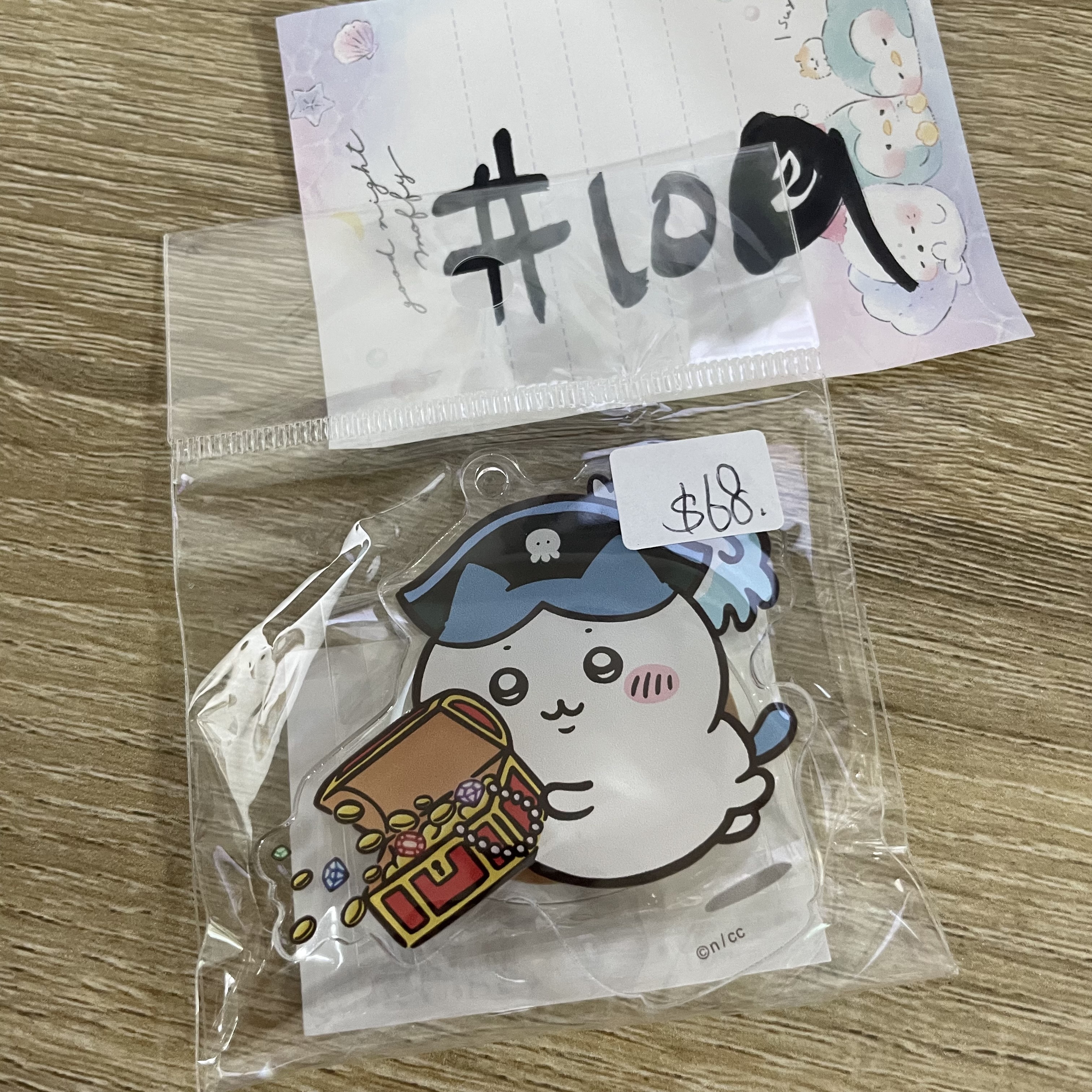 CHIIKAWA  八字貓    立牌#109