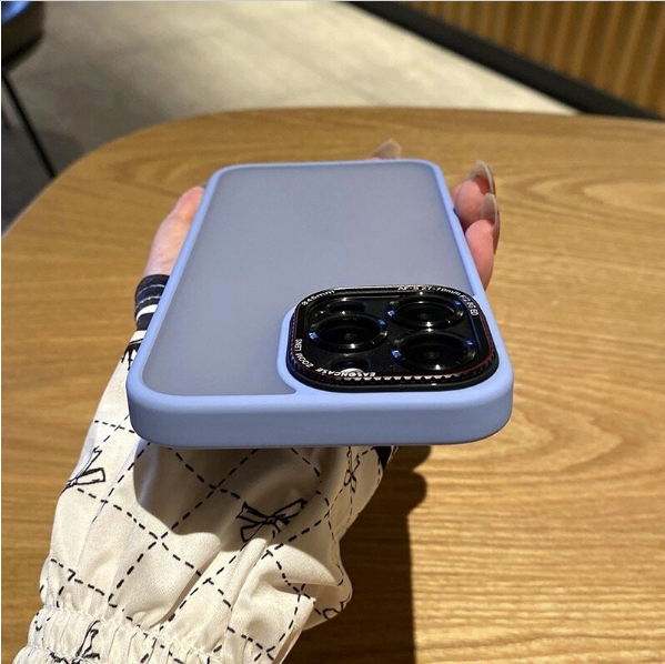 Popular Zengka series iPhone 14 Pro Max frosted lens protective mobile phone case: the perfect combination of fashion and safety - light blue