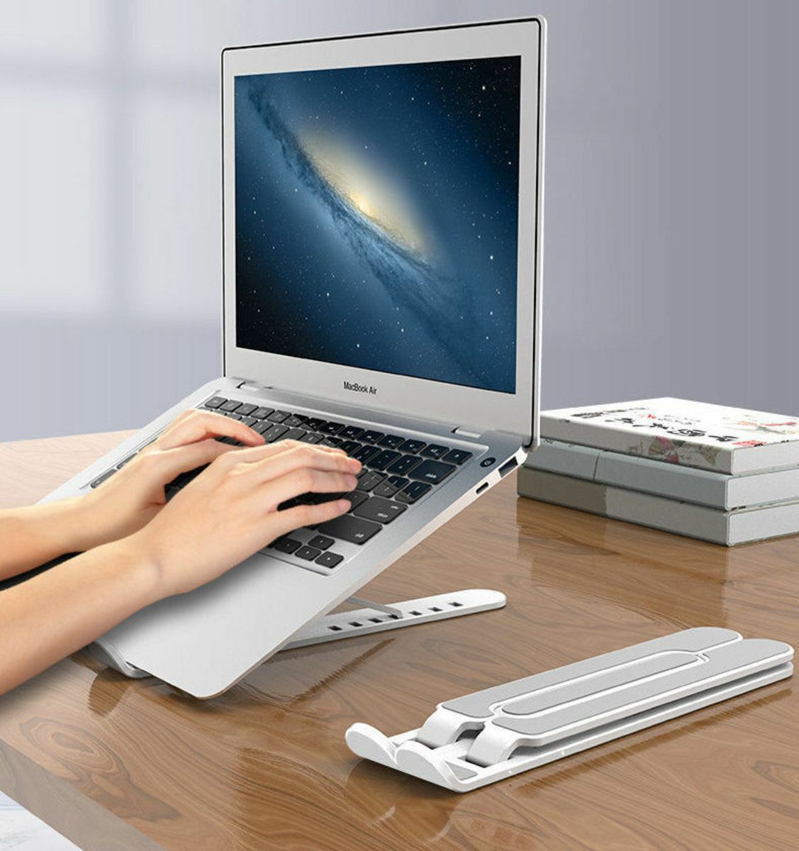 Hot selling white aluminum alloy foldable multi-angle laptop/iPad stand aluminum alloy heat dissipation adjustable at any angle ergonomic computer elevation stand computer stand