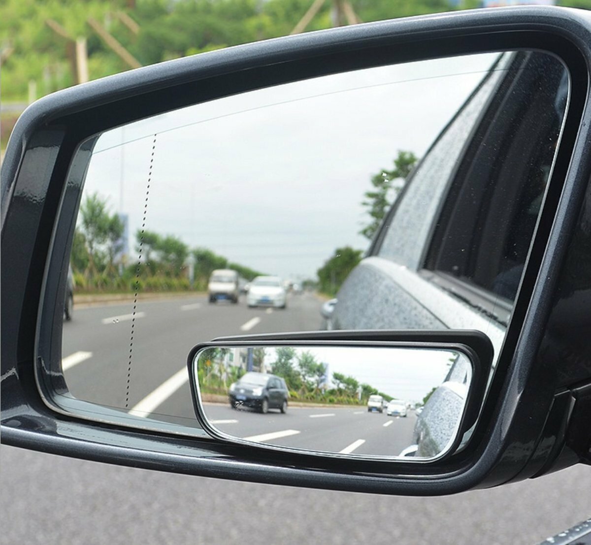Hot selling 2 pieces adjustable angle side mirror auxiliary rear clock 3M adhesive tape leaves no traces blind spot mirror automotive supplies