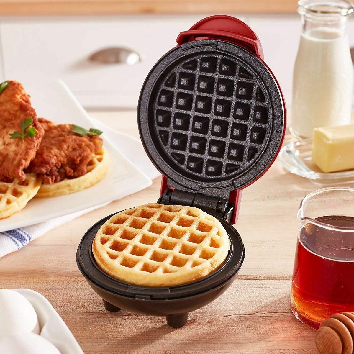 Hot Recommended Mini Waffle Maker Waffle Maker Hong Kong Three-Prong Plug