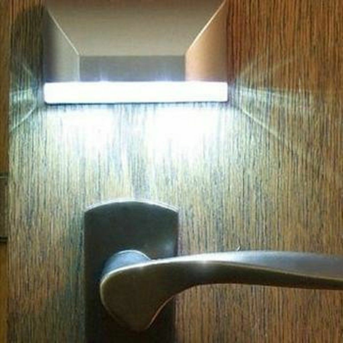 Popular door lock with dedicated automatic sensor LED light - no more fumbling for the key hole in the dark! Automatic sensing smart