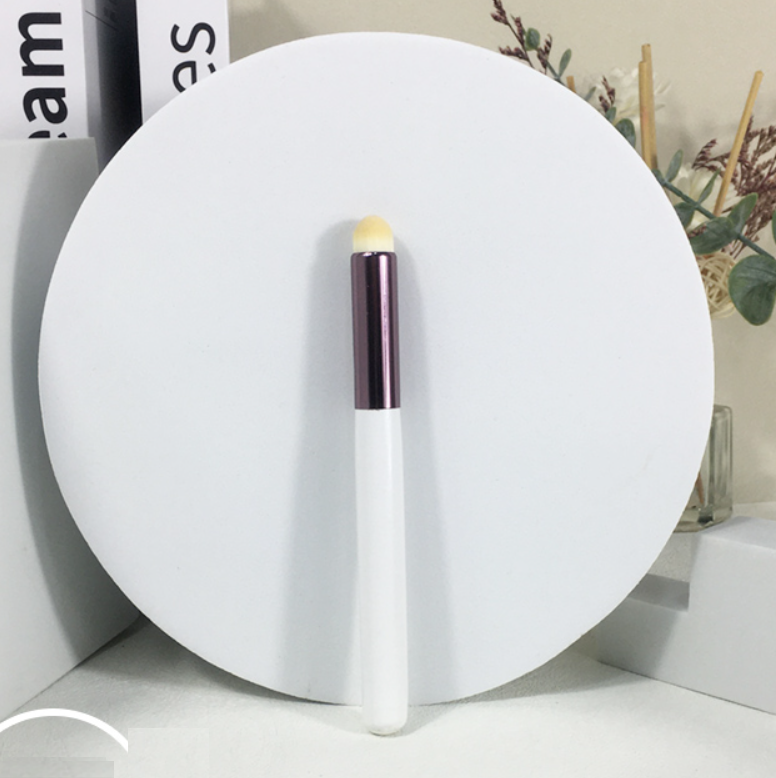 Hot style [1 piece] round lipstick brush (color: white)