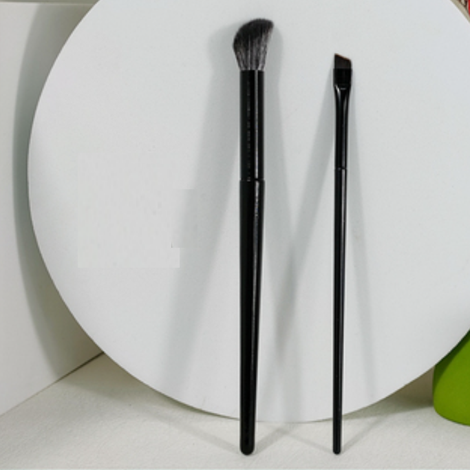 Hot style [2 pieces] 105 fingertip nose shadow brush 102 eyeliner brush (color: black)