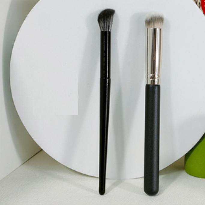 Hot style [2 pieces] 105 fingertip nose shadow brush 270 concealer brush (color: black)