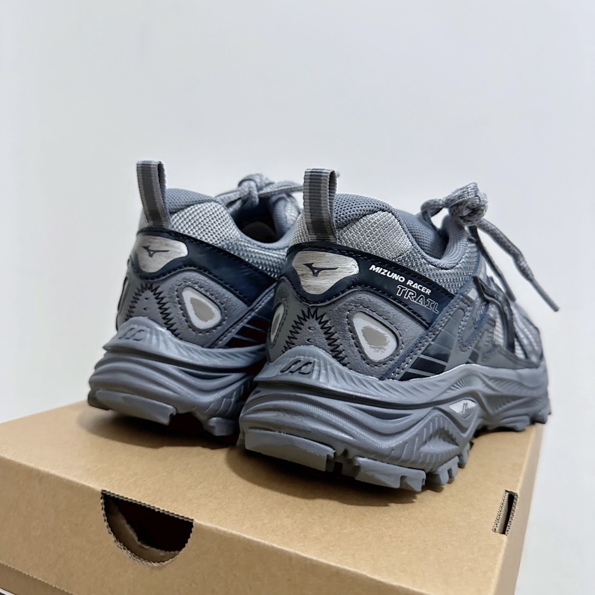 M9223 Focus Store】預購Mizuno Racer Trail 
