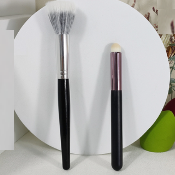Hot style [2 pieces] Large stippling blush brush black round head brush (color: black wool)