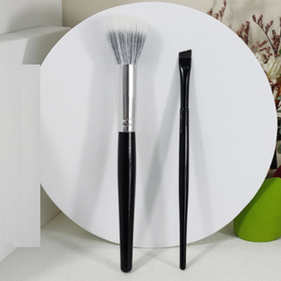 Popular style [2 pieces] Large stippling blush brush 101 eyeliner brush (color: black wool)