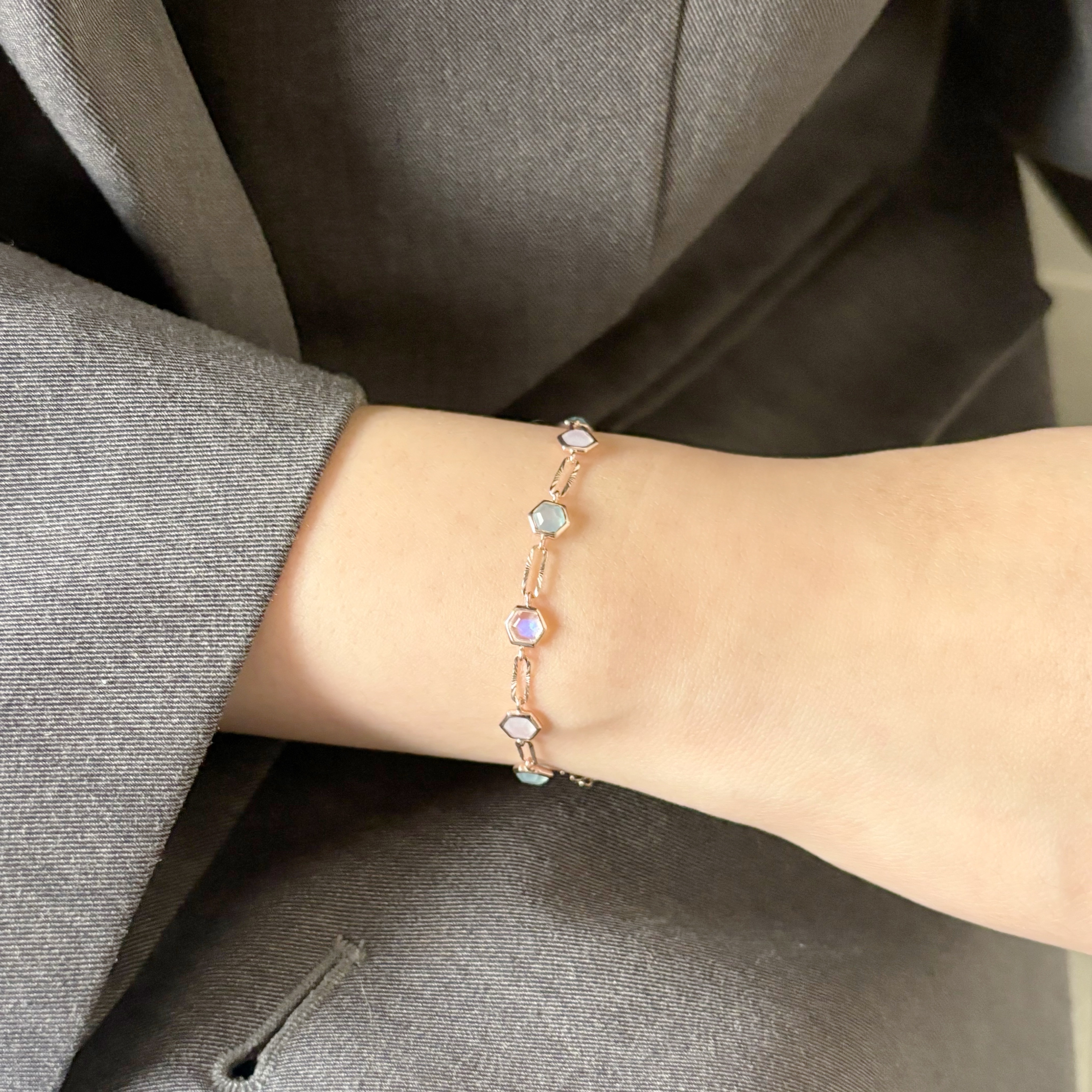 Blue Hexagon切花手鍊