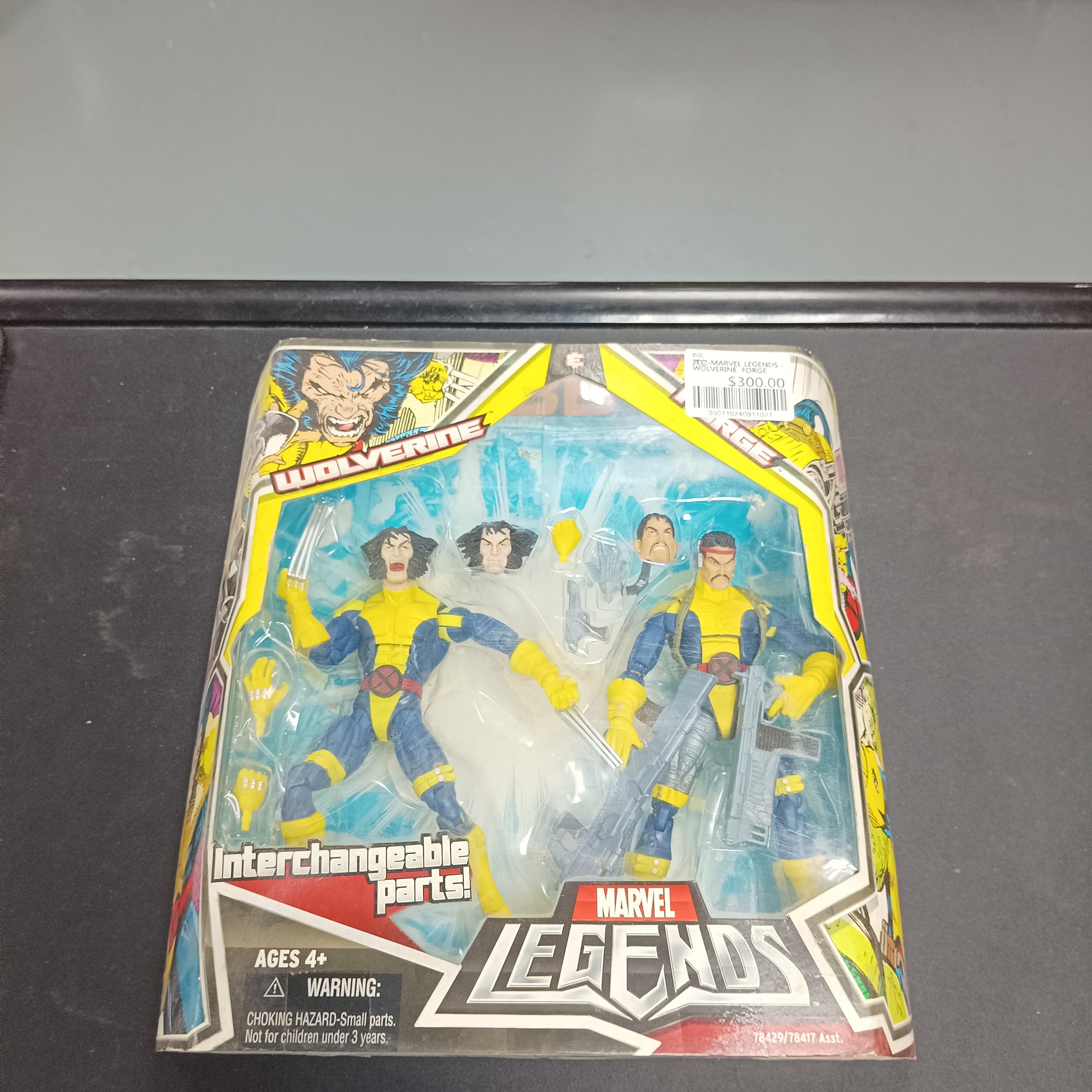 其它-MARVEL LEGENDS - WOLVERINE & FORGE