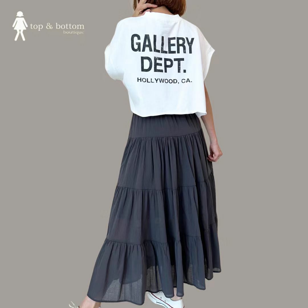 V NECK WORDING CROPPED BLOUSE