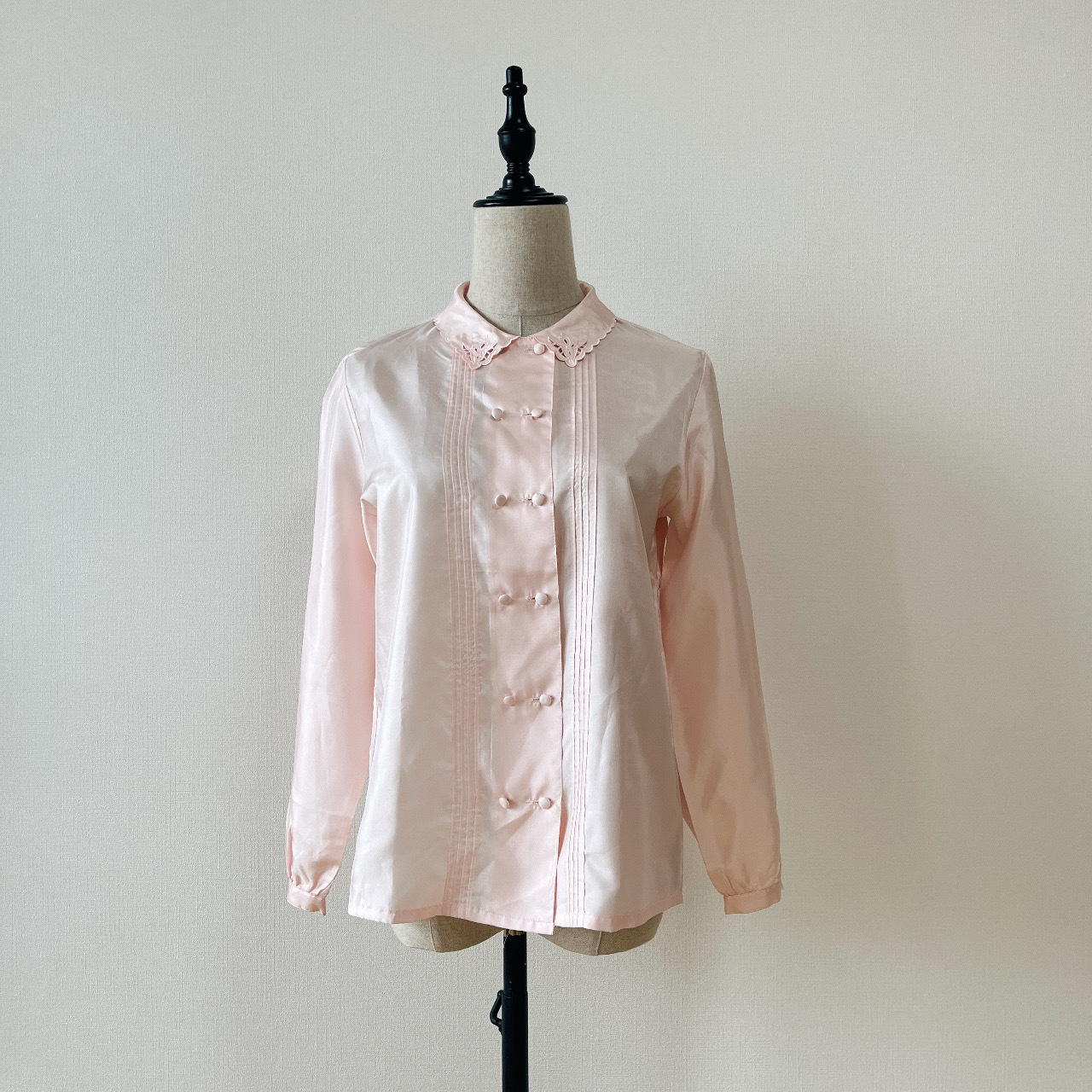 日本製粉紅色刺繡領上衣