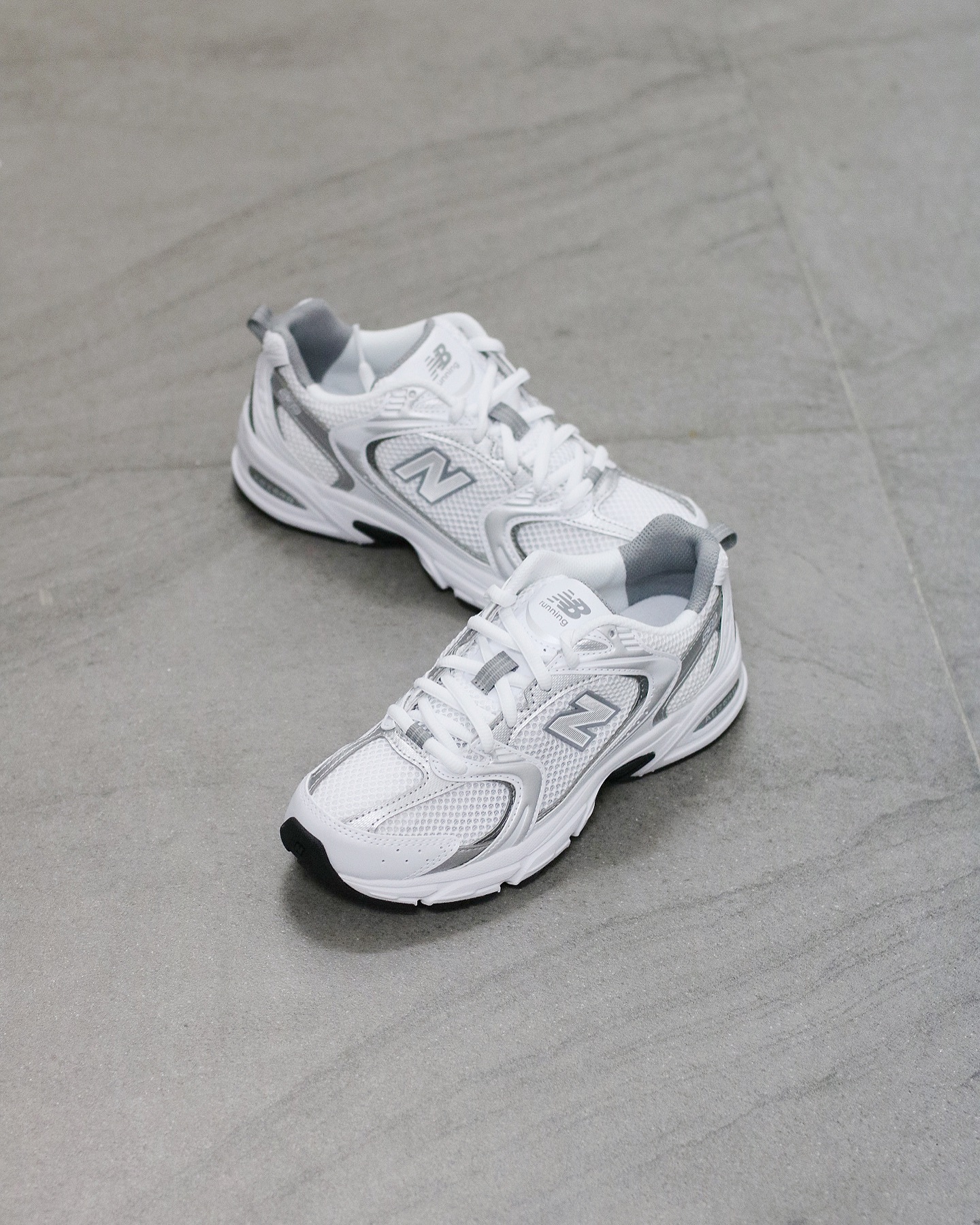 New Balance MR530AD 白灰銀色