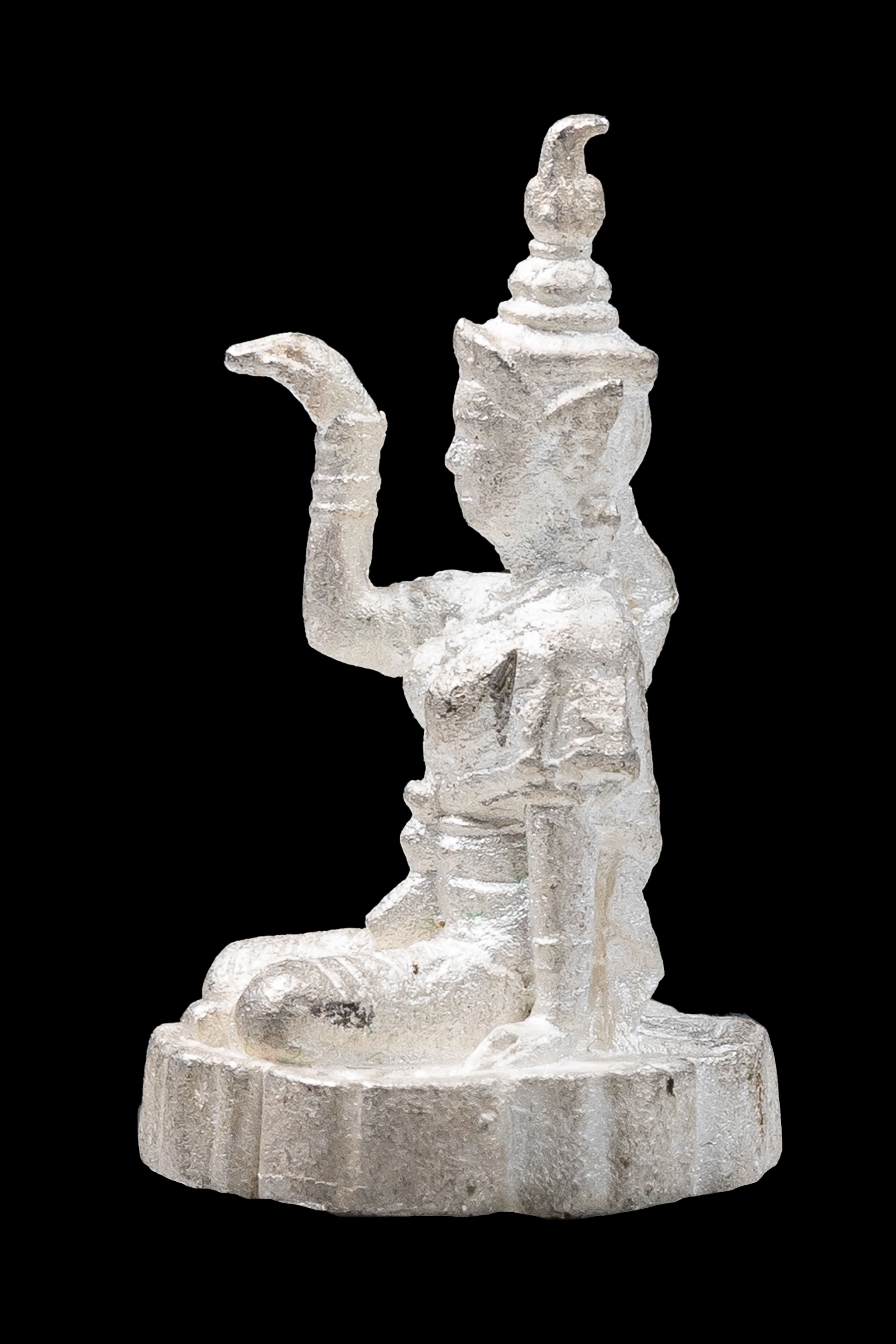 『泰國佛牌』帕阿贊庚 龍批更『南刮 媚通媽』招財女神 小立尊 純銀版 03240911